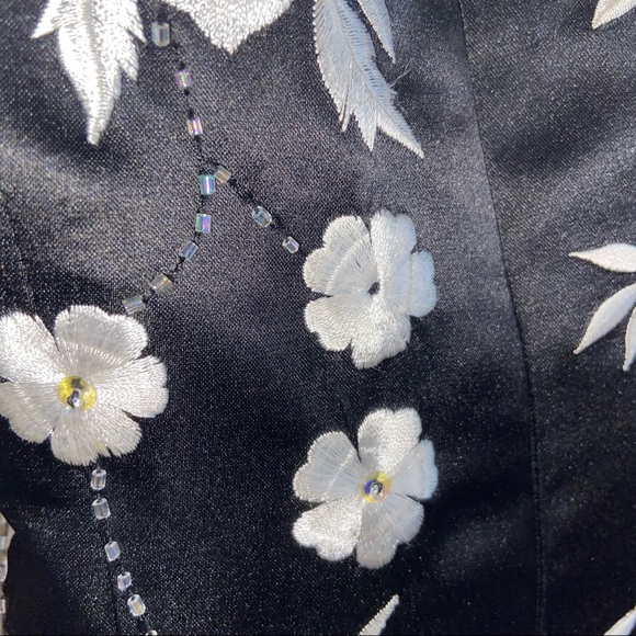 Faviana 7/8 black satin strapless full length dress, embroidery, beading & train - Picture 7 of 13